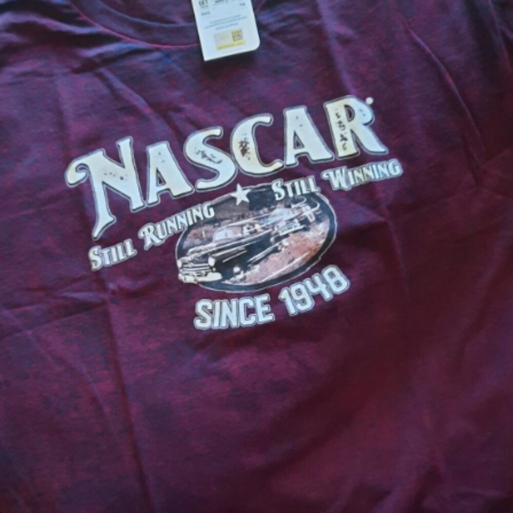 New Nascar T-Shirt XL